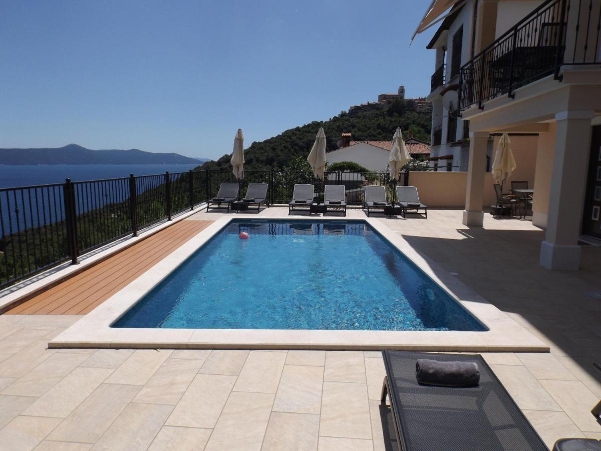 Mošćenička Draga Apartments Villa Elma מראה חיצוני תמונה