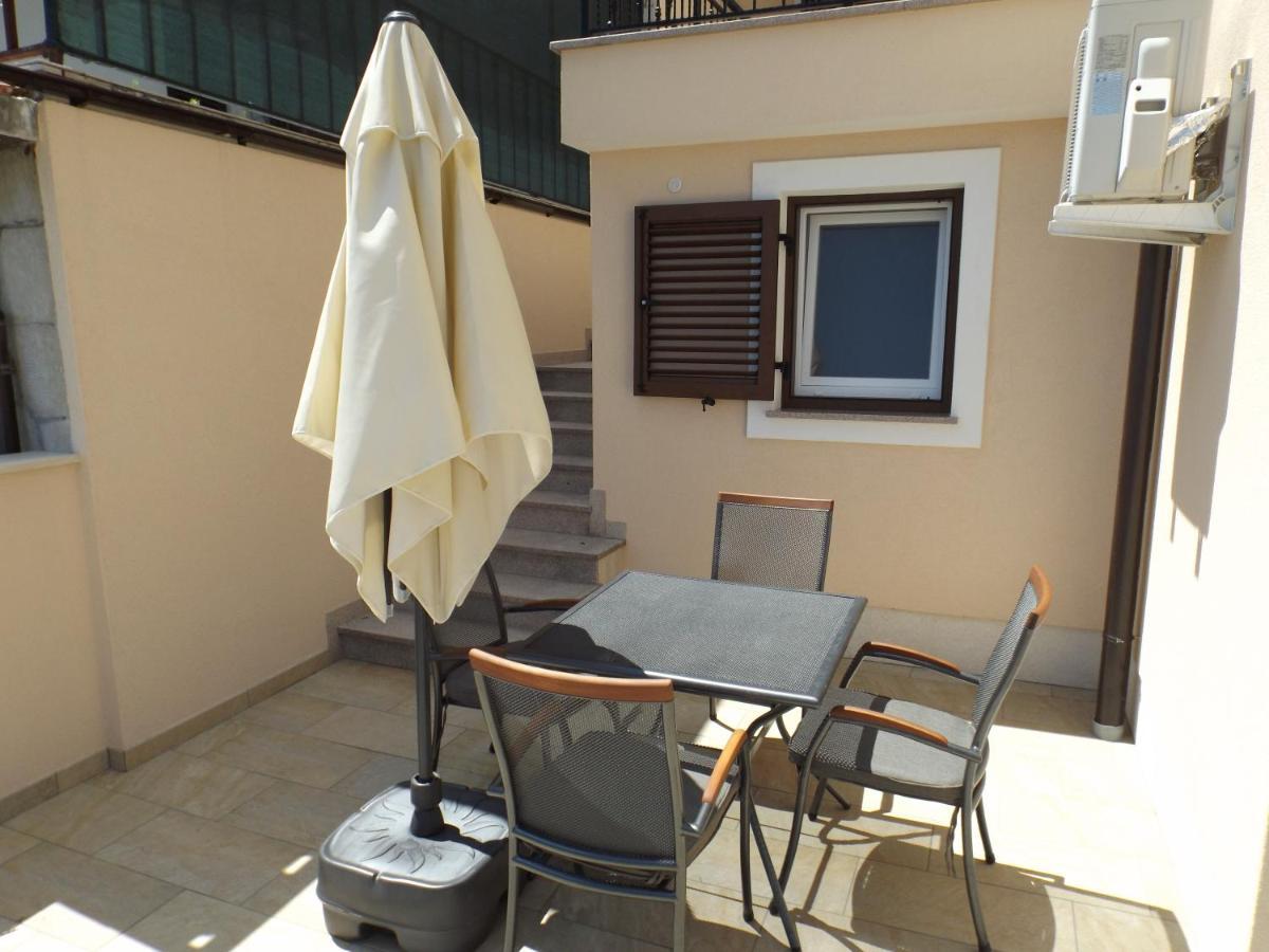 Mošćenička Draga Apartments Villa Elma מראה חיצוני תמונה