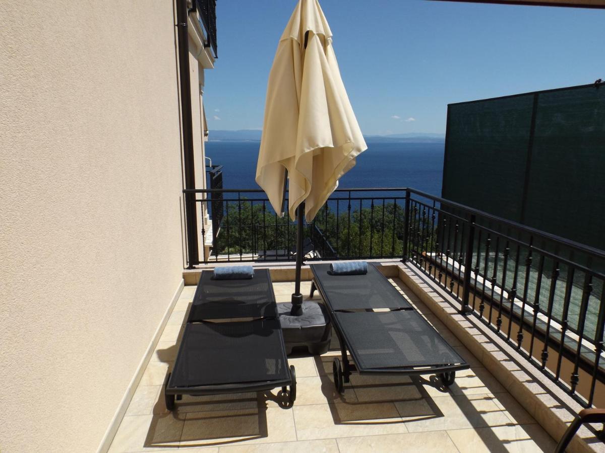 Mošćenička Draga Apartments Villa Elma מראה חיצוני תמונה