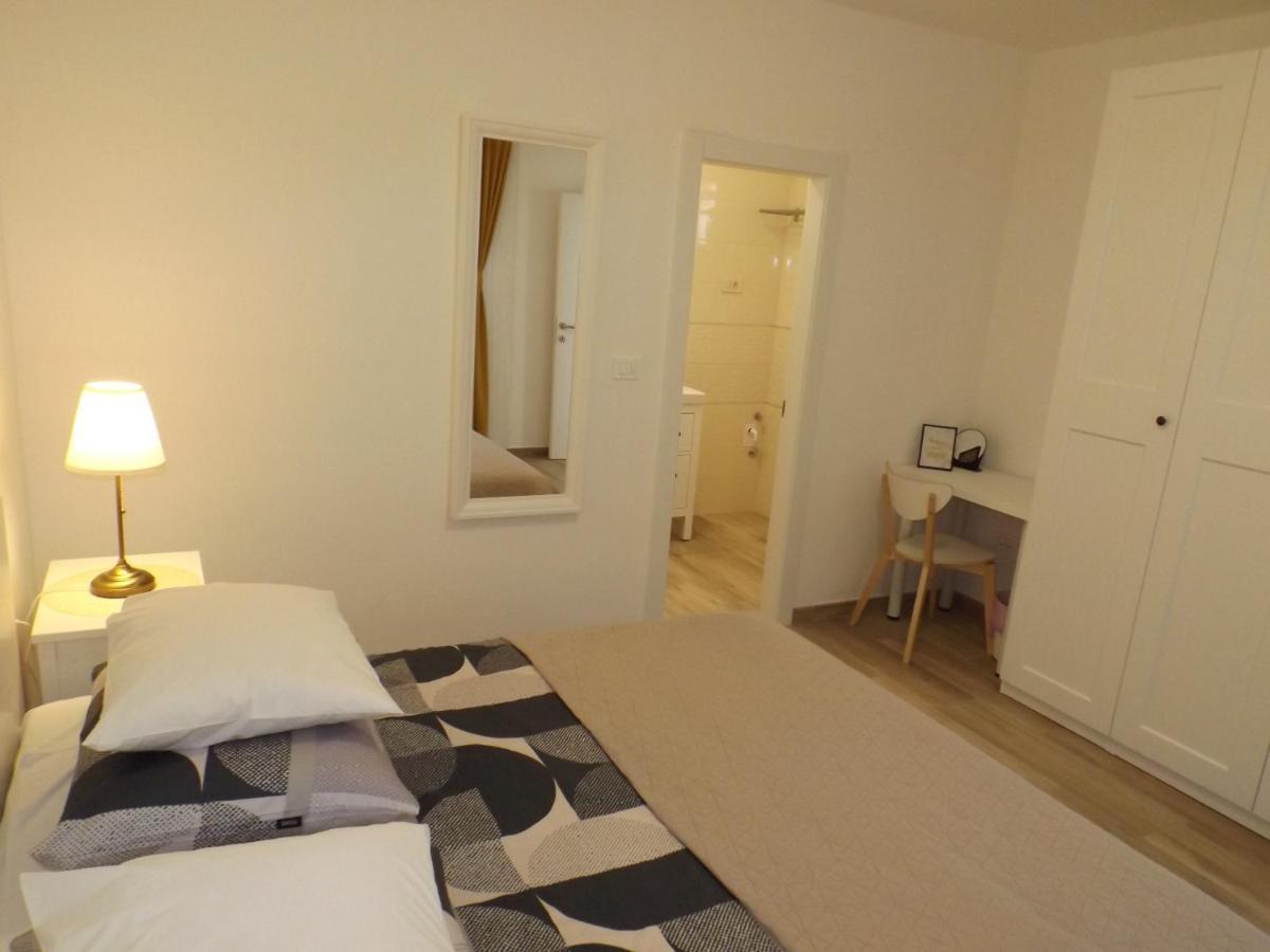 Mošćenička Draga Apartments Villa Elma מראה חיצוני תמונה