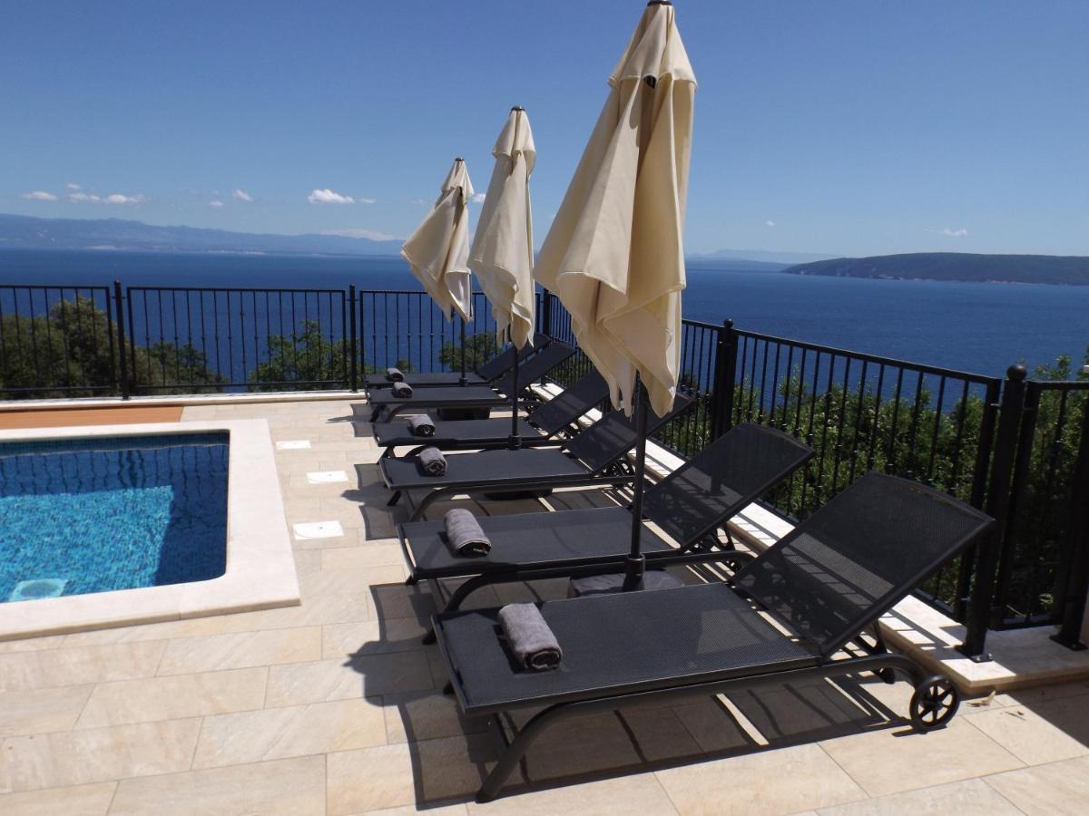 Mošćenička Draga Apartments Villa Elma מראה חיצוני תמונה