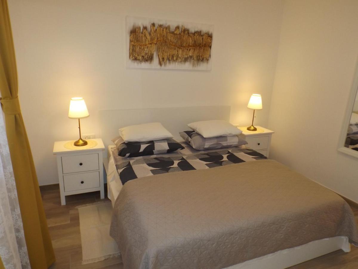 Mošćenička Draga Apartments Villa Elma מראה חיצוני תמונה