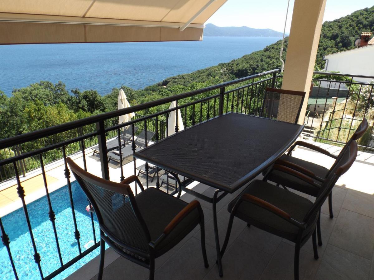 Mošćenička Draga Apartments Villa Elma מראה חיצוני תמונה