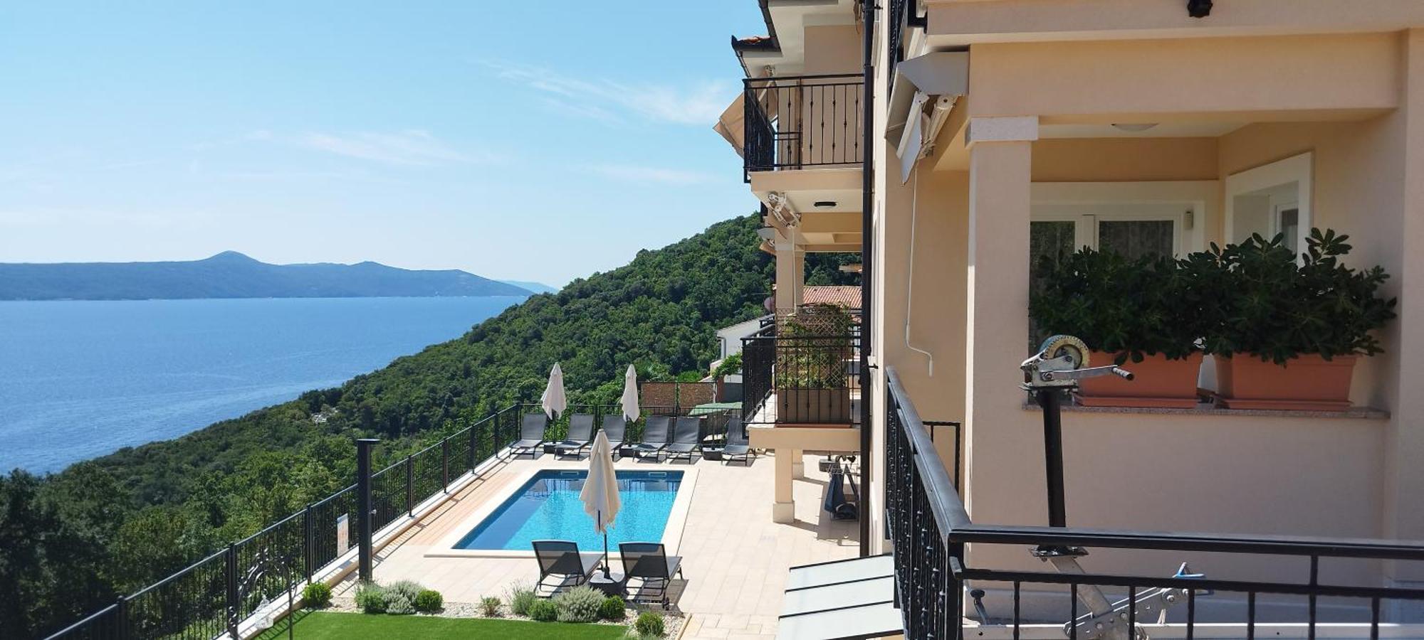 Mošćenička Draga Apartments Villa Elma מראה חיצוני תמונה